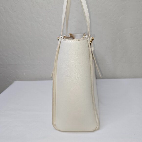 Marc Jacobs The Commuter Tote In Ivory Leather / Gold Hardware M0016410 - Picture 4 of 16